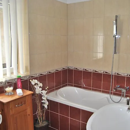 Topart Konukevi Tapolca