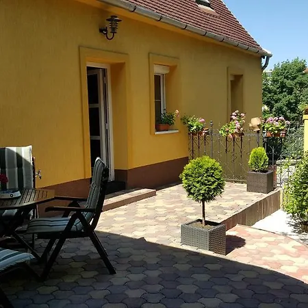 Topart Тапольца